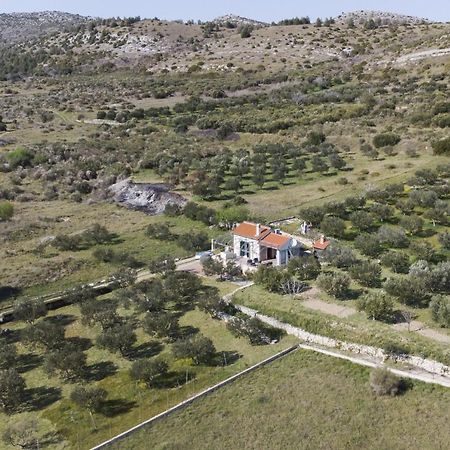 Holiday Home Olive ชิเบนิก ภายนอก รูปภาพ