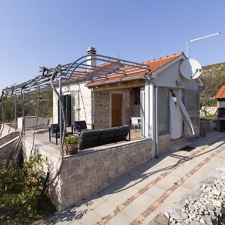 Holiday Home Olive ชิเบนิก ภายนอก รูปภาพ