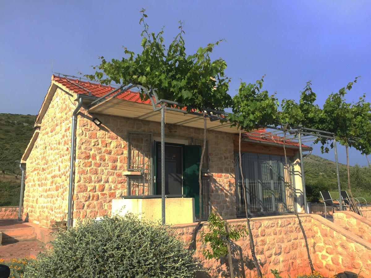 Holiday Home Olive ชิเบนิก ภายนอก รูปภาพ